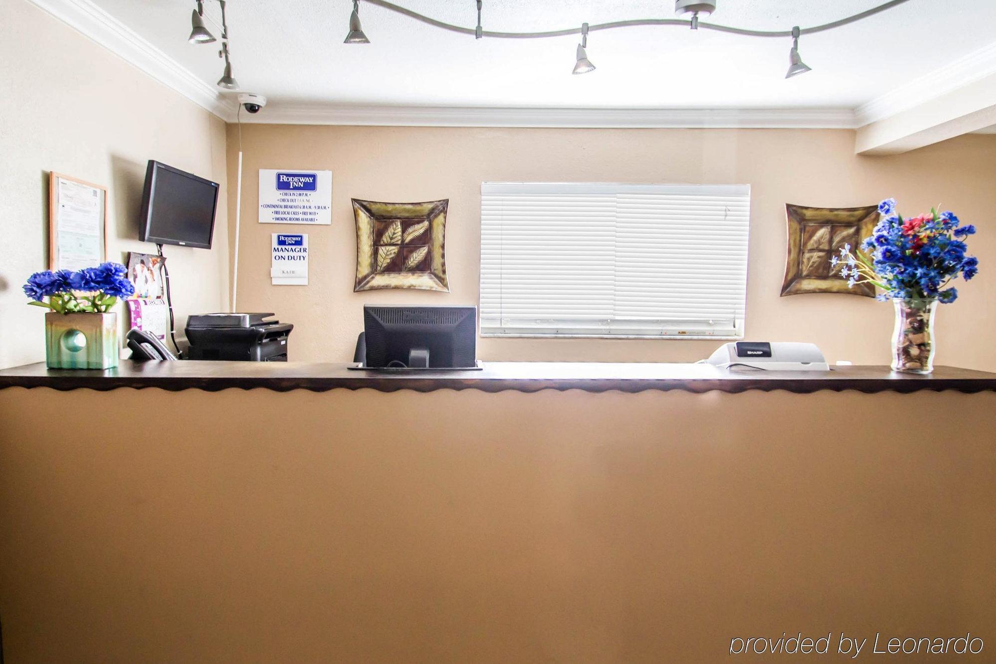 Rodeway Inn Forest City Bagian luar foto