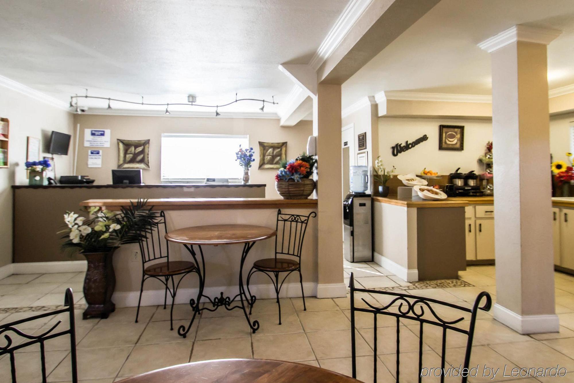 Rodeway Inn Forest City Bagian luar foto