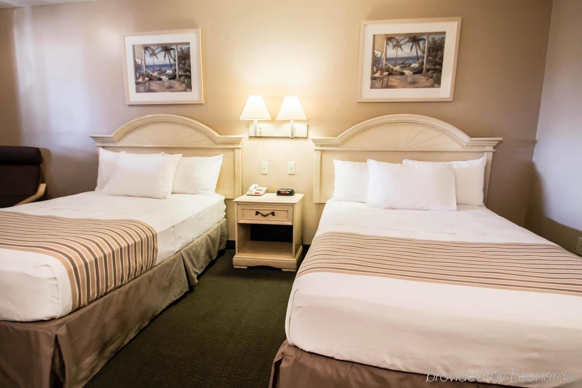 Rodeway Inn Forest City Bagian luar foto